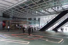The ground-floor plaza of the HSBC Main Building.