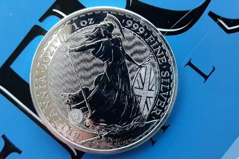 About this item Bears a face value of 2 (GBP) backed by the government of Britain