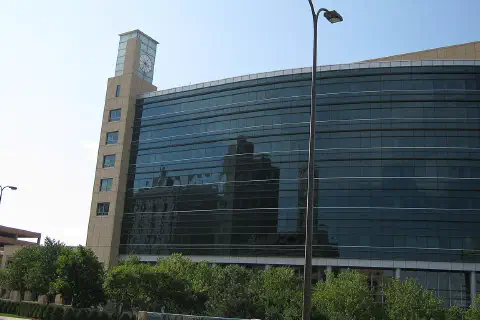 The Federal Reserve Bank of Minneapolis building, seen from Hennepin Avenue