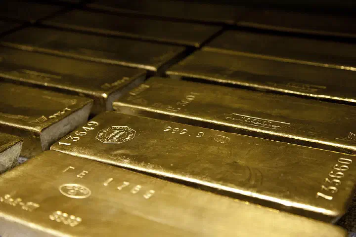 Four nines fine standard 400 oz gold bars