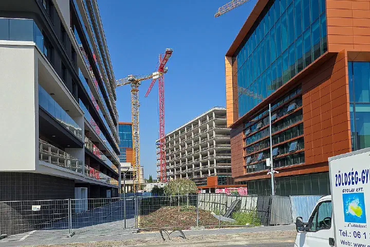 Construction of the Zugló office district