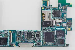 The board of a Dell Streak with its shields removed.