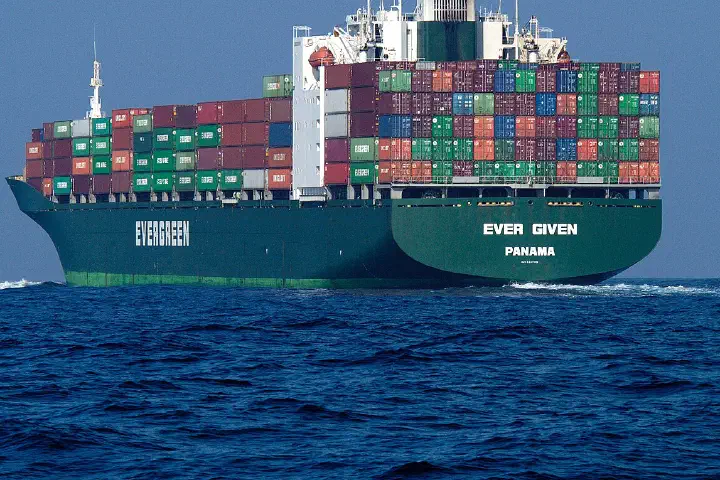 With NOAA's predicted, real-time, and forecasted currents, people can safely dock and undock ships, maneuver them in confined waterways
