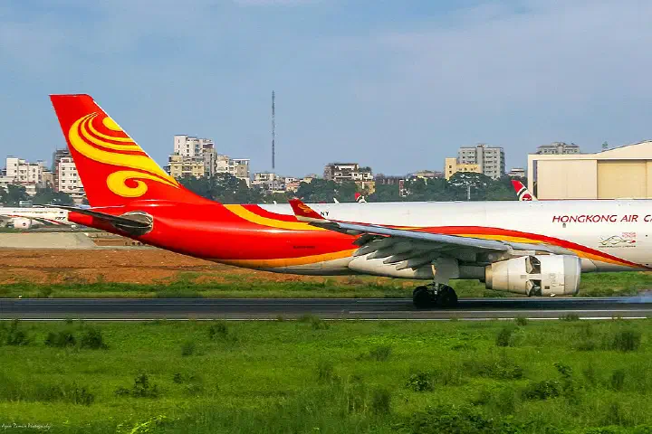 B-LNY - Airbus A330-243F - Hong Kong Air Cargo - 1062 - VGHS