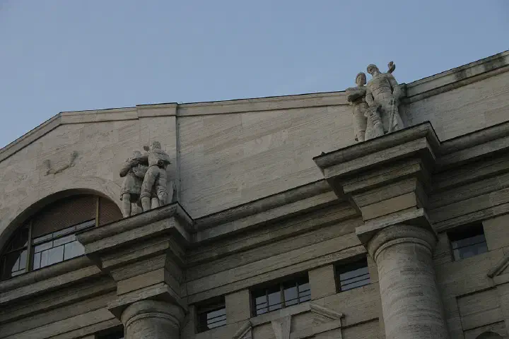Milano - La Borsa - Dettaglio - Foto di Giovanni Dall'Orto - 20 jan