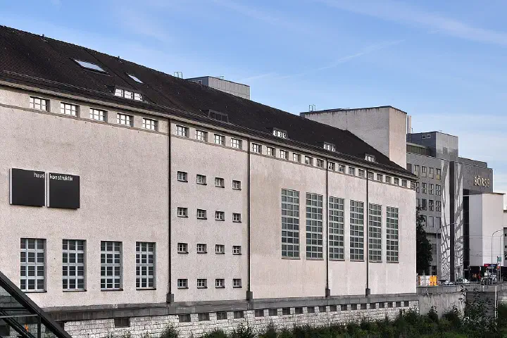 Börse Zürich - EWZ Unterwerk Selnau - Haus Konstruktiv in Zürich-Enge (Switzerland)