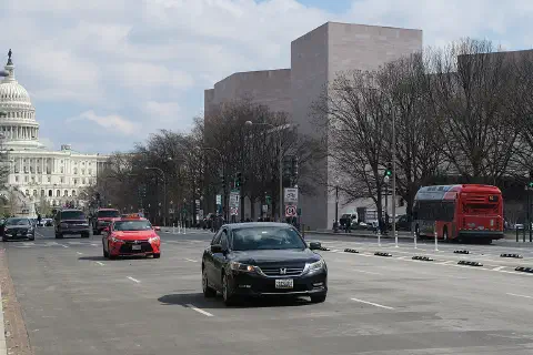 View east along Constitution Avenue NW in Washington, D.C., United States