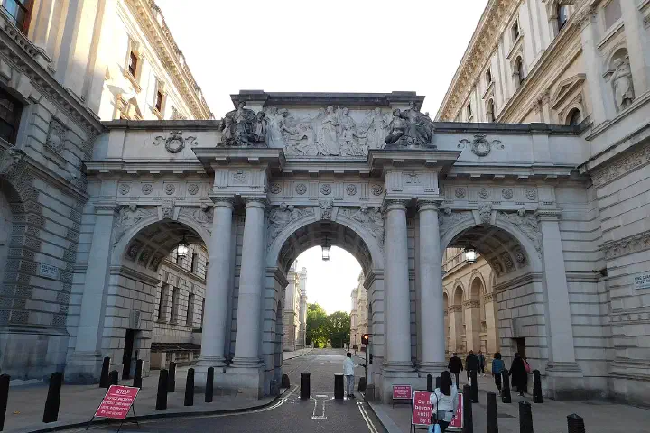 Government Offices Great George Street .mw-parser-output .messagebox{margin:4px 0;width:auto;border-collapse:collapse;border:2px solid